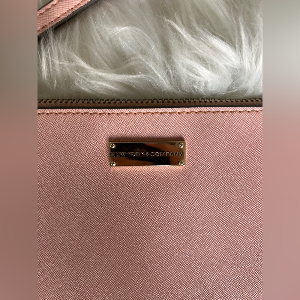 PINK NEW YORK AND CO CLUTCH